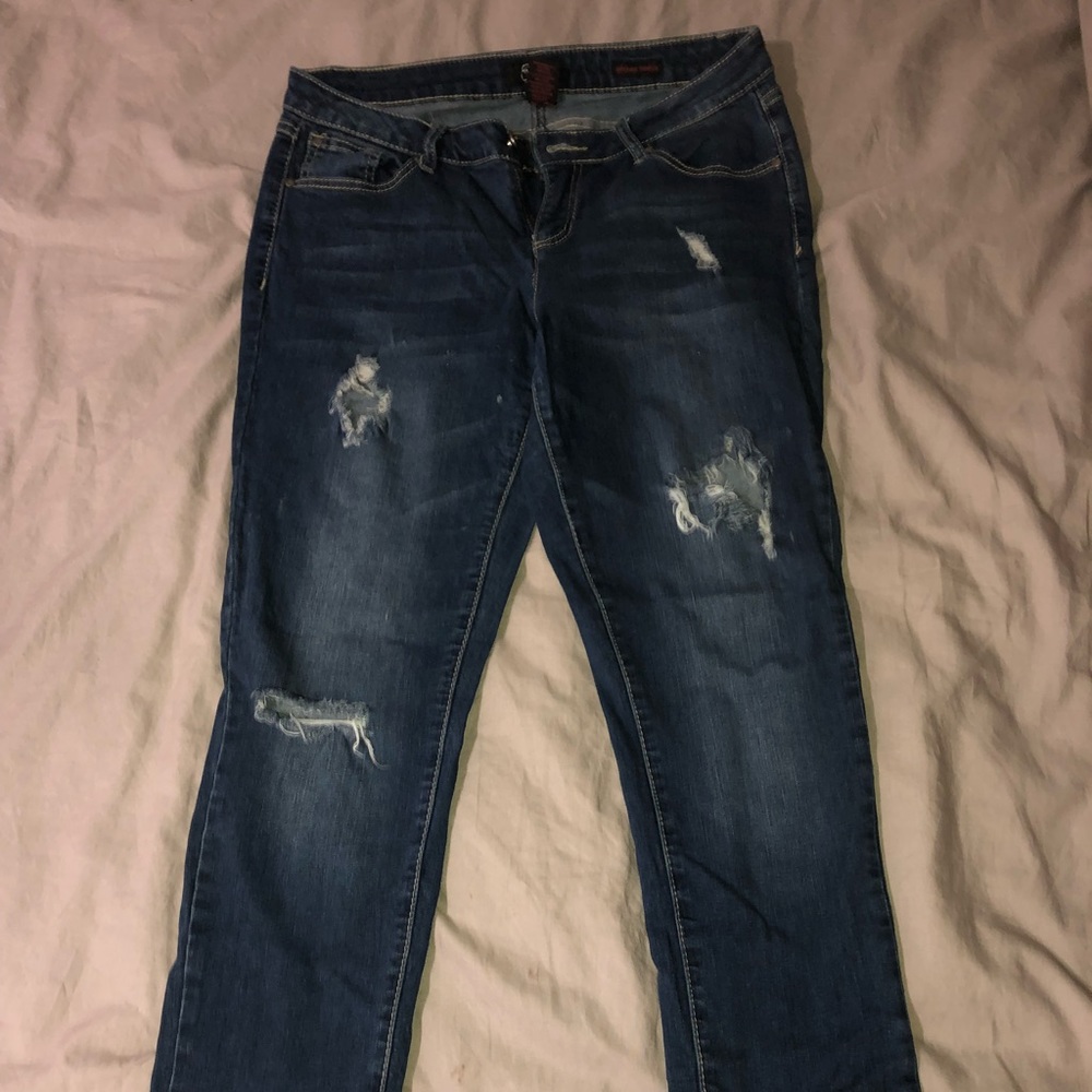 Ripped skinny jeans